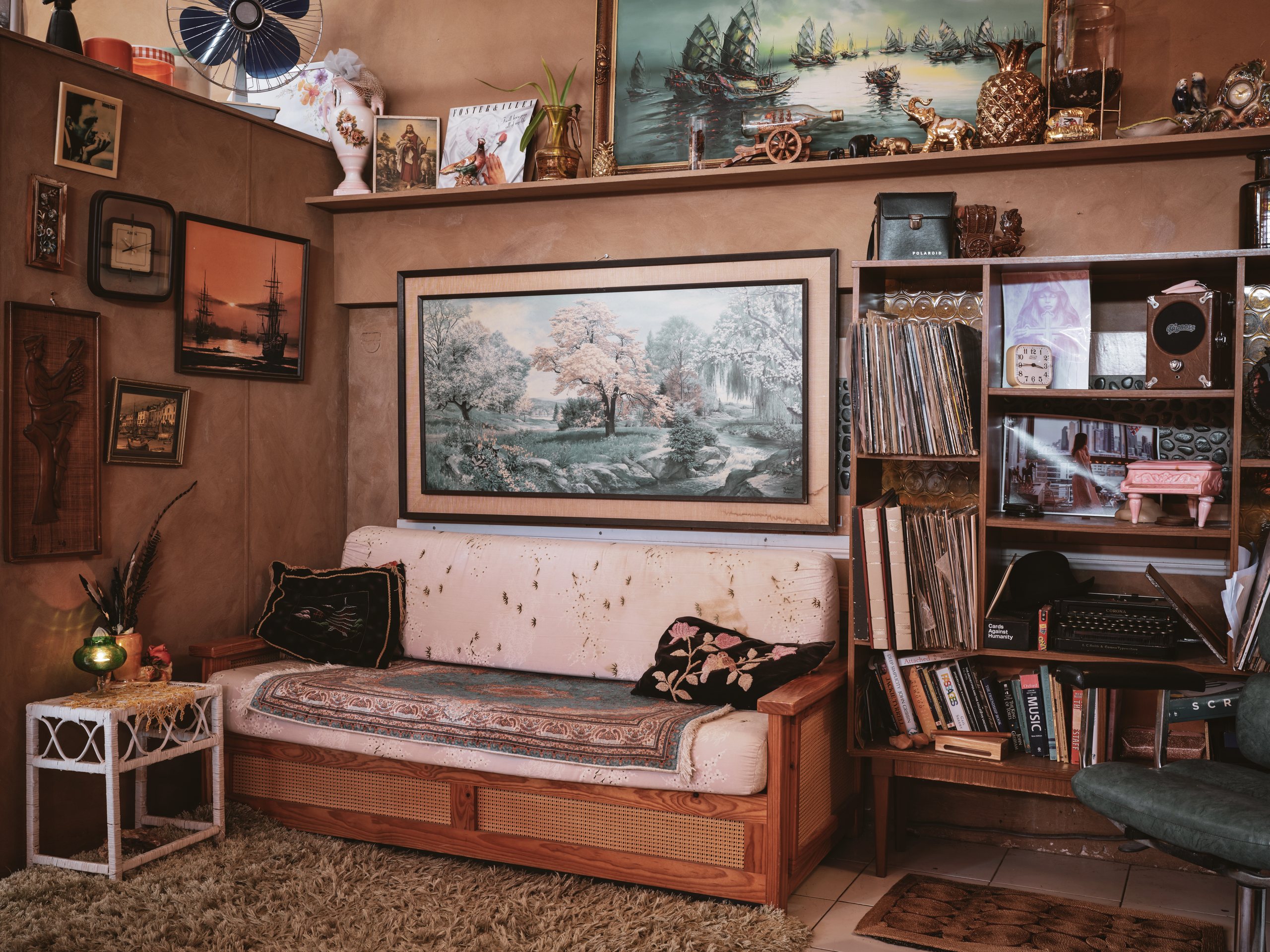 Vintage photoshoot and photography location available for private hire at Joy's on the Avenue